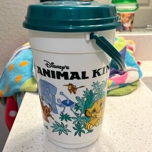 Disney’s Animal Kingdom Lion King Plastic Souvenir popcorn 
With Lid Bucket 9”